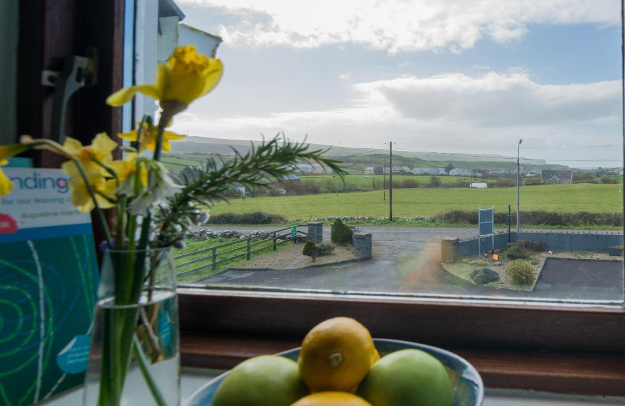 Oar Restaurant And Rooms Doolin Exterior foto